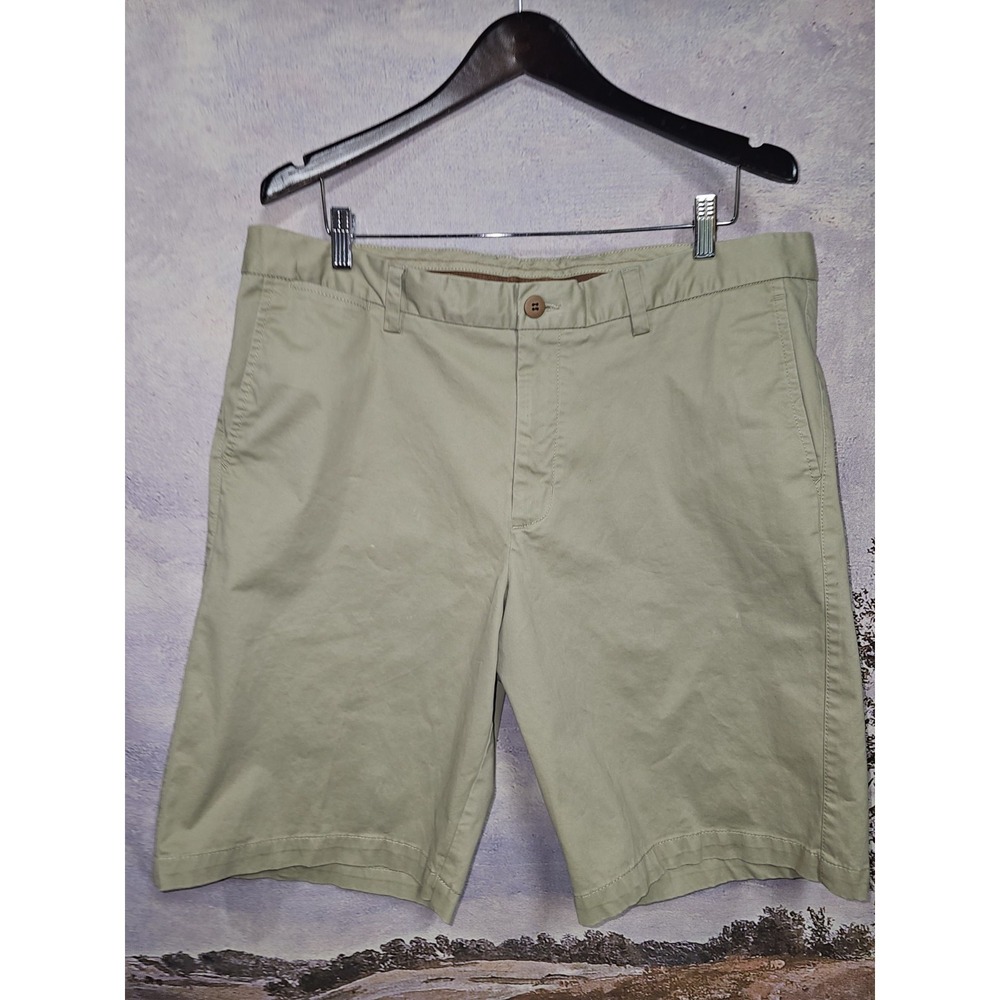 Tommy Bahama Chino Shorts Mens 38 x10" Beige Tan Golf Flat Front Casual